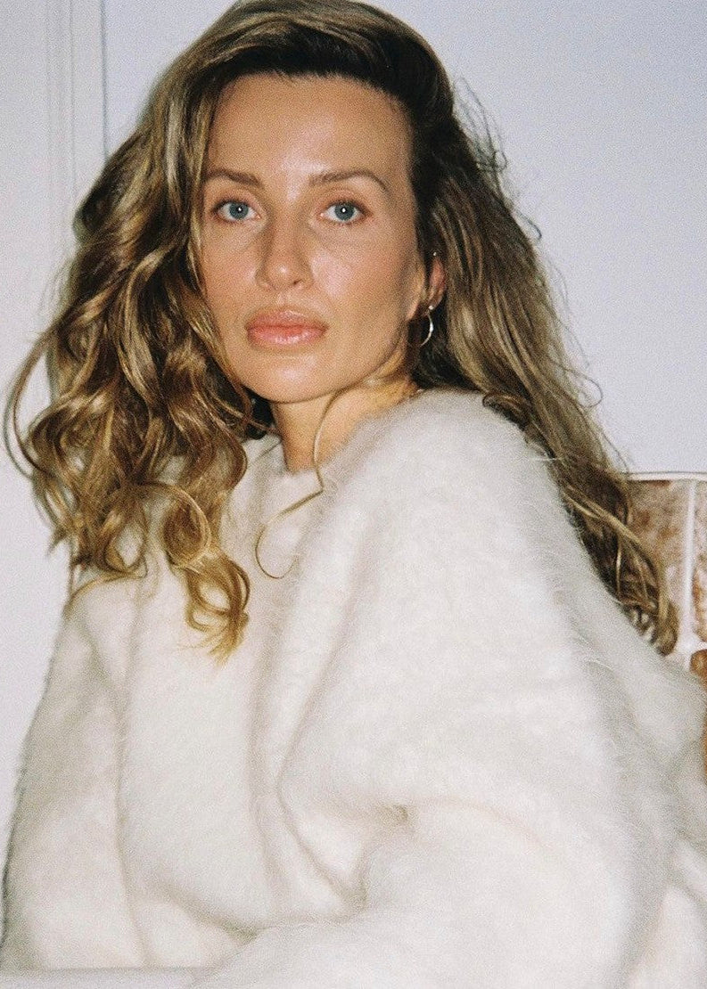 Women's Faux Mink Pullover – Soft & Relaxed Fit