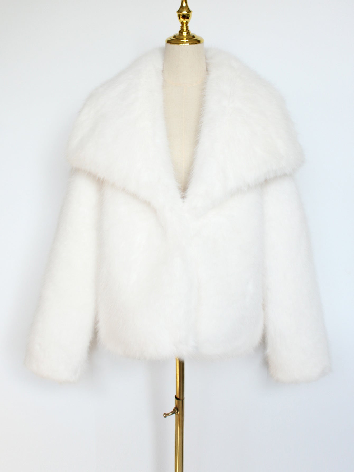 JULIE | Faux Fur Coat